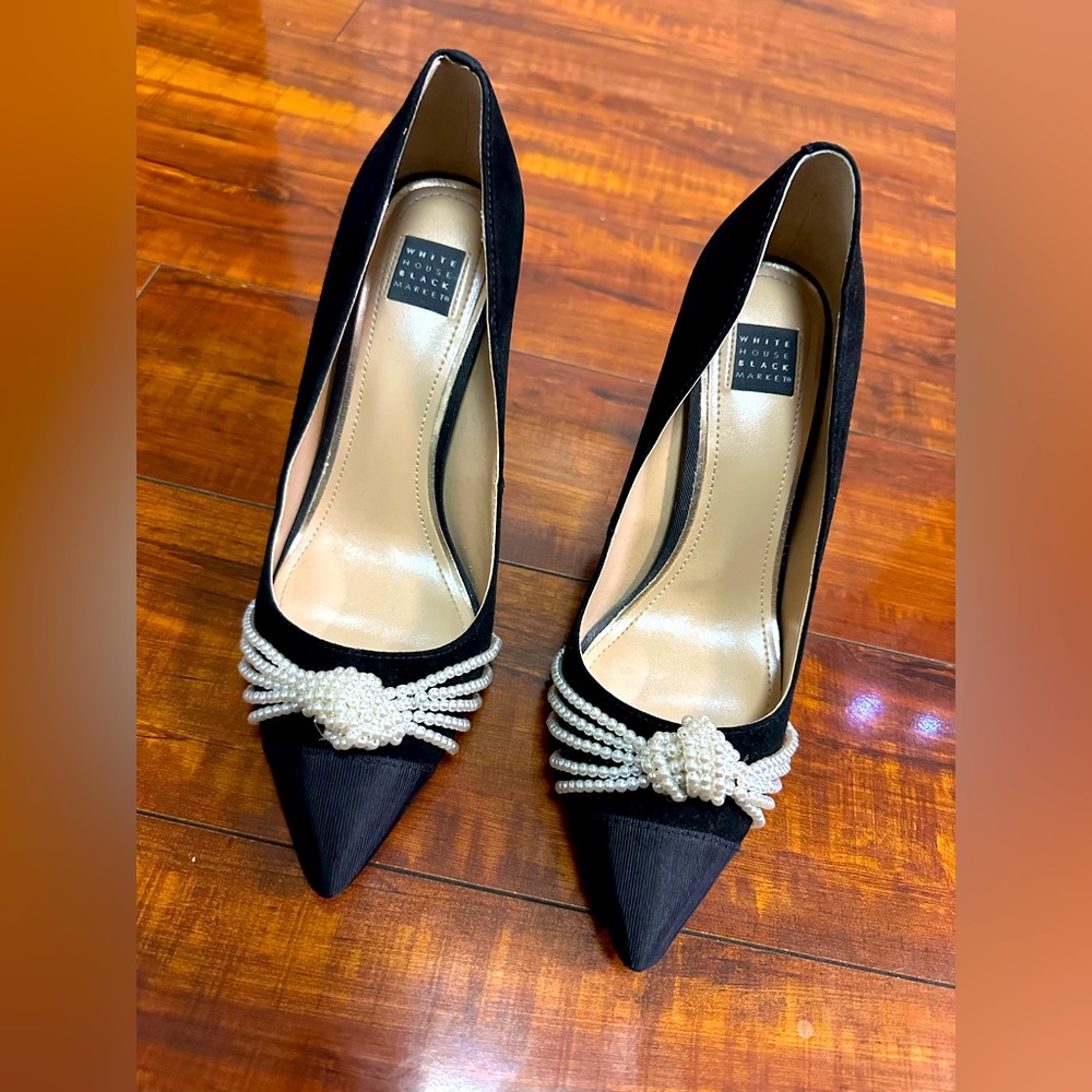 Women’s Black Evening Bow Pointed Toe Suede Pump Size 7.5 Medium